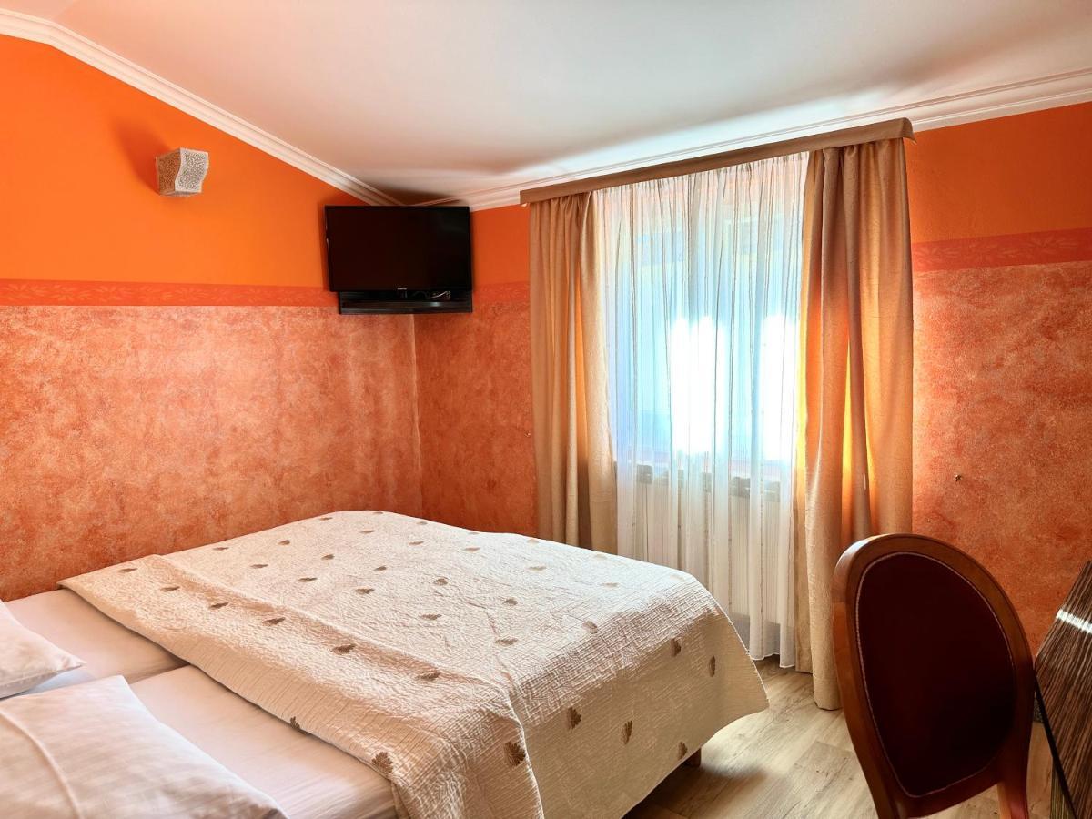 Hotel Grahor Depandance Sežana Dış mekan fotoğraf